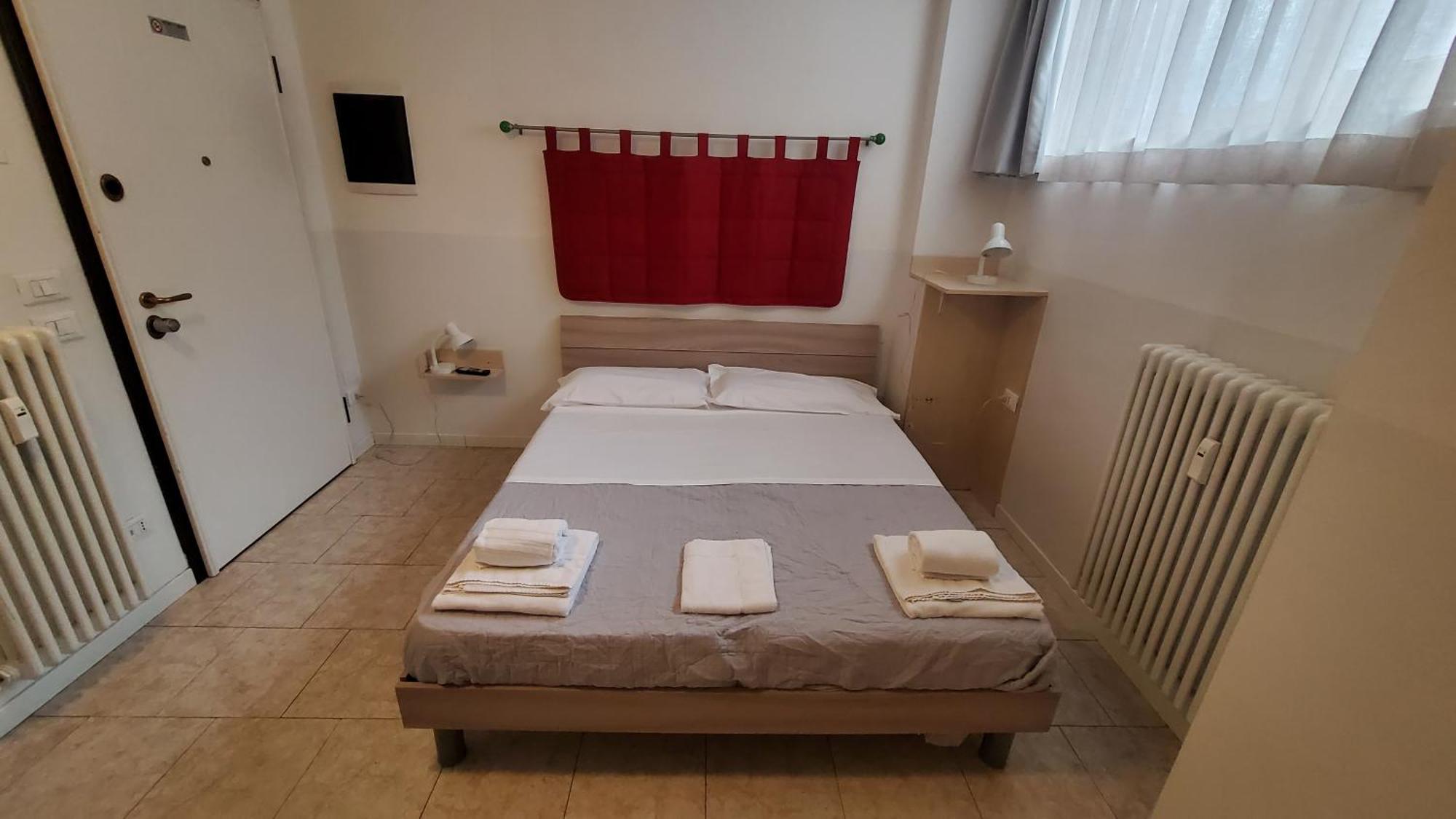 Hb Bonomelli 15 Hotel Bergamo Buitenkant foto