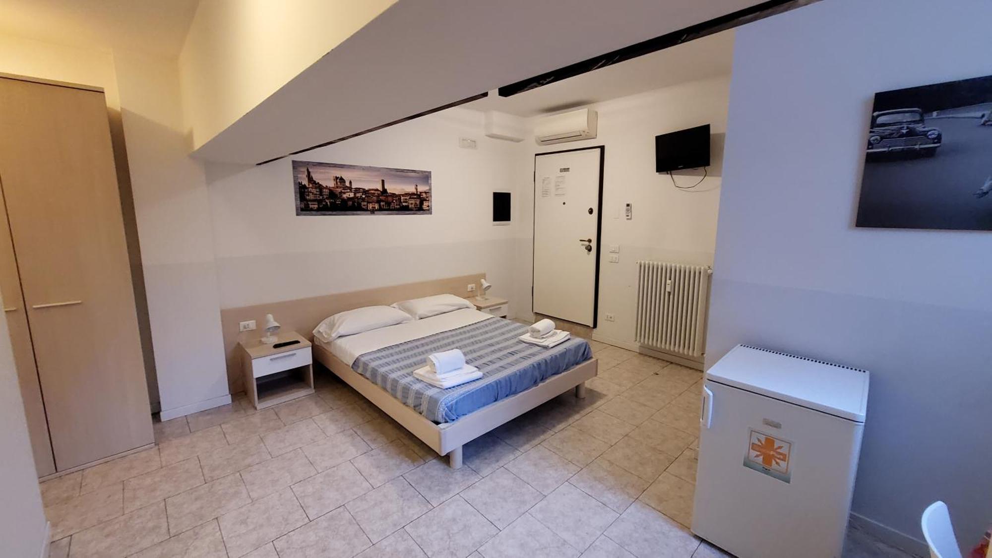 Hb Bonomelli 15 Hotel Bergamo Buitenkant foto